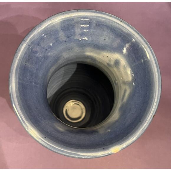 Medium-Size Blue Glazed Signed Art Pottery Vase 7 5/8” - Picture 5 of 7